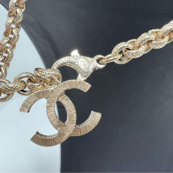 Crystal CHANEL Logo Runway Drop Necklace - Picture 5 of 8